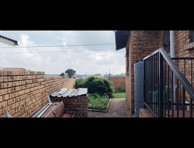 3 BEDROOM HOUSE FOR SALE IN GROBLERPARK EXT